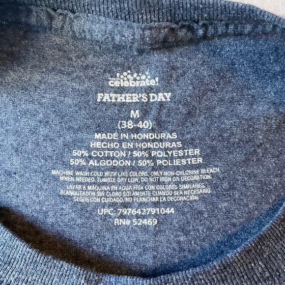 Celebrate Father’s Day Men T-shirt size M Short Sleeve Blue Fun Greatest Farted - Picture 6 of 8